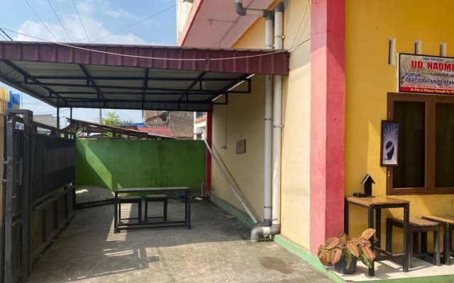 Penginapan Steady Mitra RedDoorz