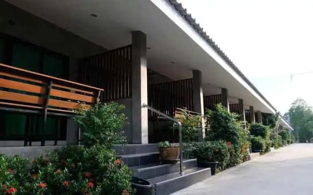 Nam Sai Loft Resort