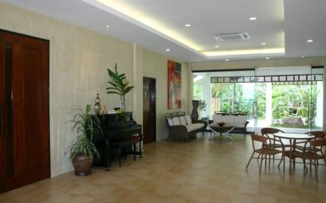 Kuting Reef Resort
