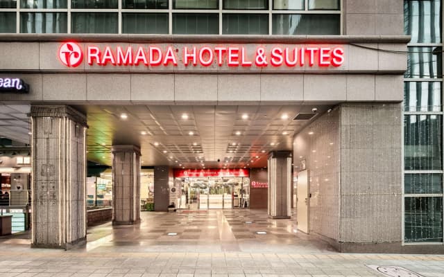 Ramada Hotels & Suites Seoul Namdaemun