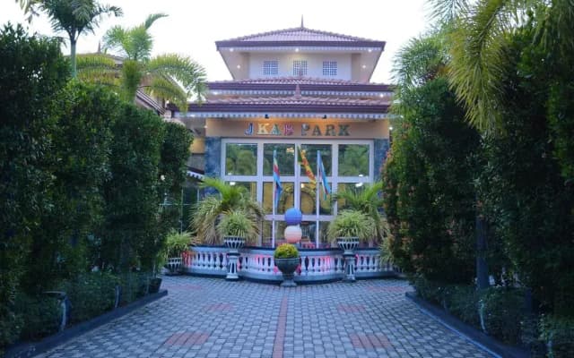 Capital O 229 Jkab Park Hotel