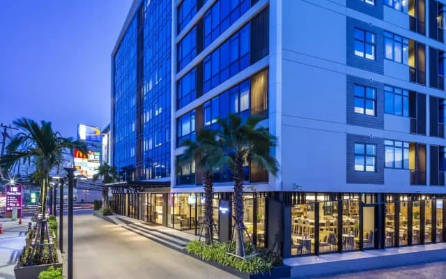 Pacific Park Place
