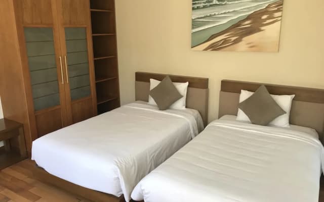 Ocean Resort 3 Bedrooms Danang Living
