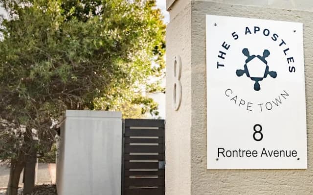Relax in Style at This Stunning Villa in Camps Bay, Cape Town