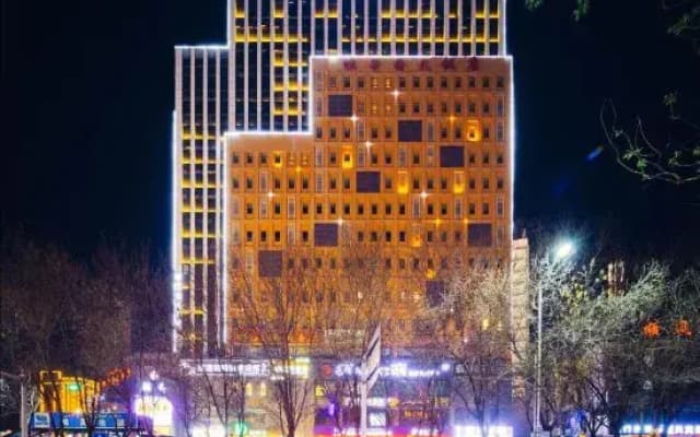 Ji Hotel (Turpan Gaochang Road)