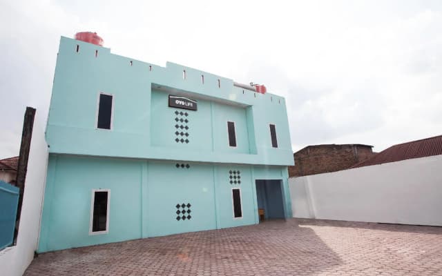 OYO Life 2601 Homestay Damai Helvetia