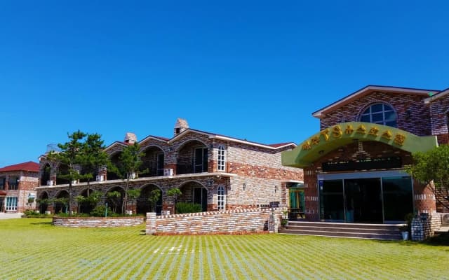Jeju TS Youthhostel Resort