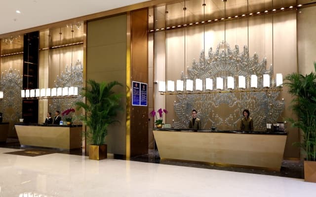 Grand Skylight International Hotel