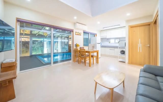 Gyepngju Camino Pool Villa