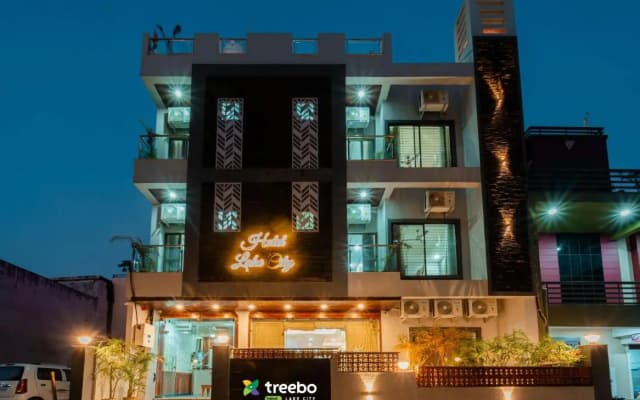 Treebo Lake City