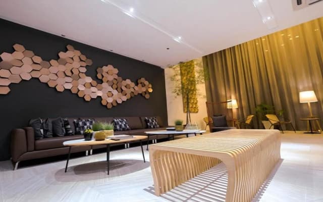 Avior Hotel