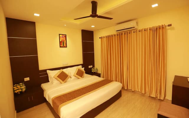 The Crescent Suites