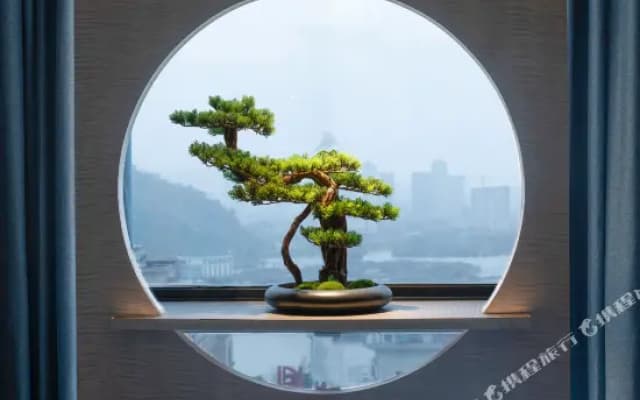 Wenling Yadingwan Hotel