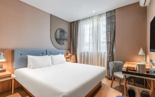 Homeinn Hotel (Zhangjiagang High-Speed Railway Station)
