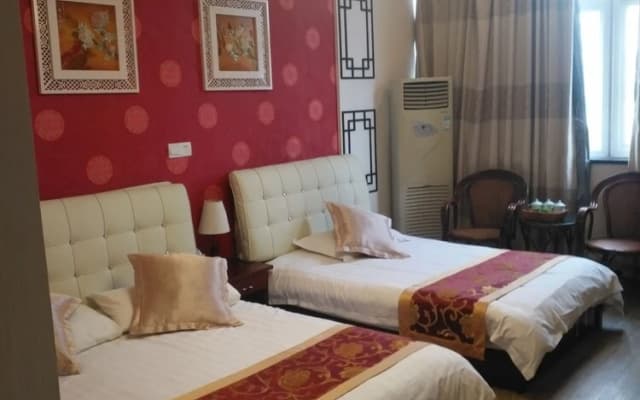 Yue Yue Theme Hostel