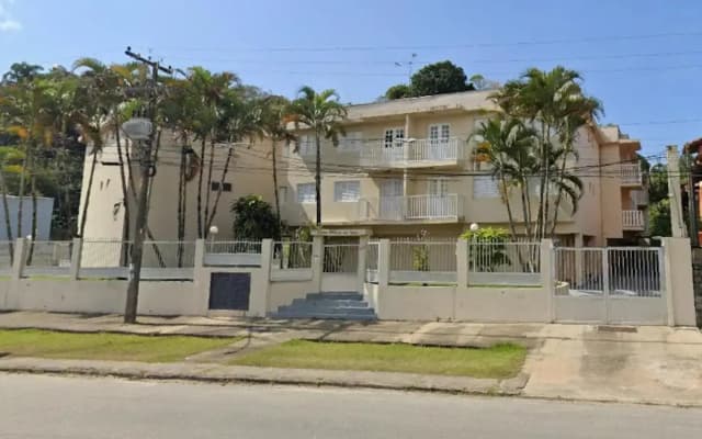 Lindo apê 1 min a pé da areia da Praia Grande-O mais perto! com Varanda