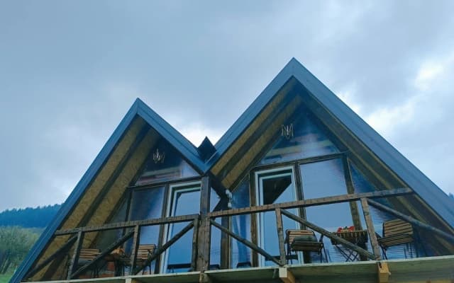 Bosnian Pyramid Glamping