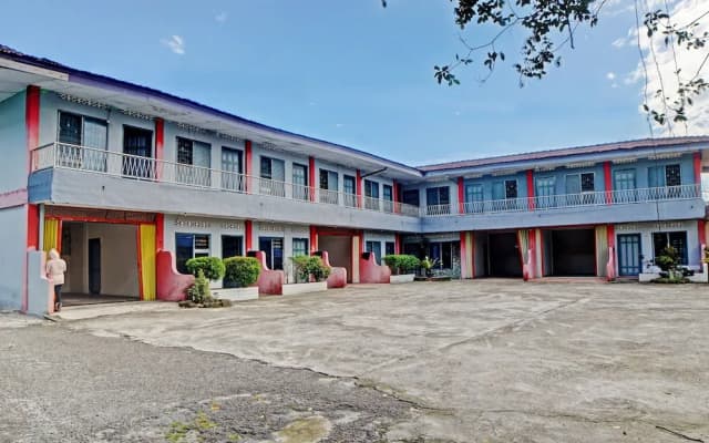 OYO 92579 Hotel Mutiara