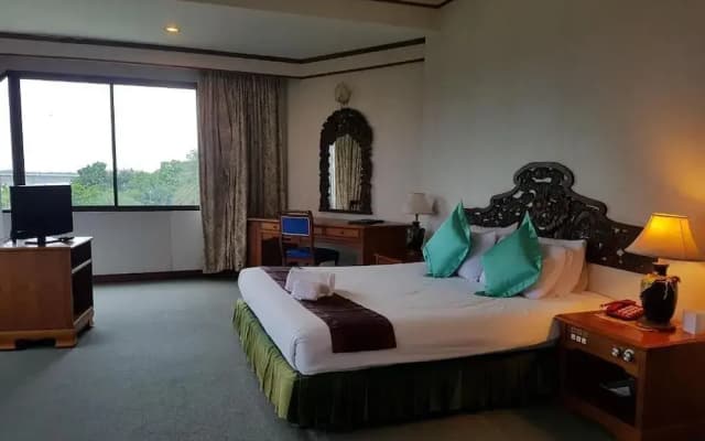 Royal Mekong Riverside Hotel