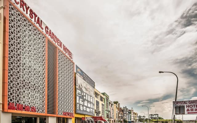 Crystal Garden Hotel (Seri Kembangan)