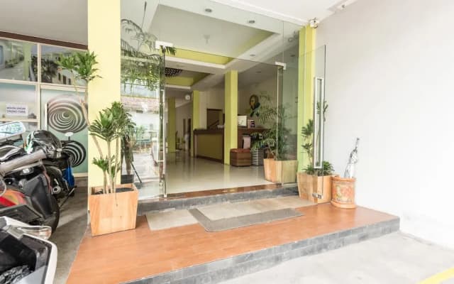 Airy Syariah Laweyan Samanhudi 12 Solo
