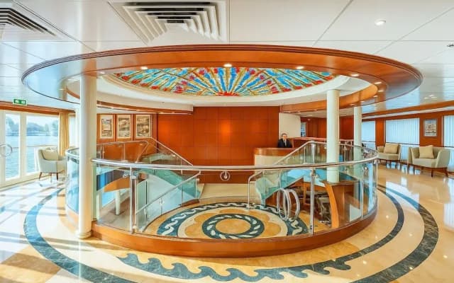 Nile Cruise Royal Queen 1 every Friday from Aswan 3 nights and every Monday from Luxor 4 nights