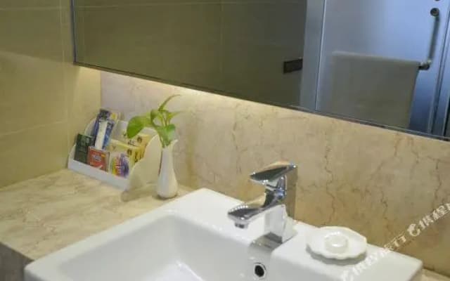 Sanhe International Hotel