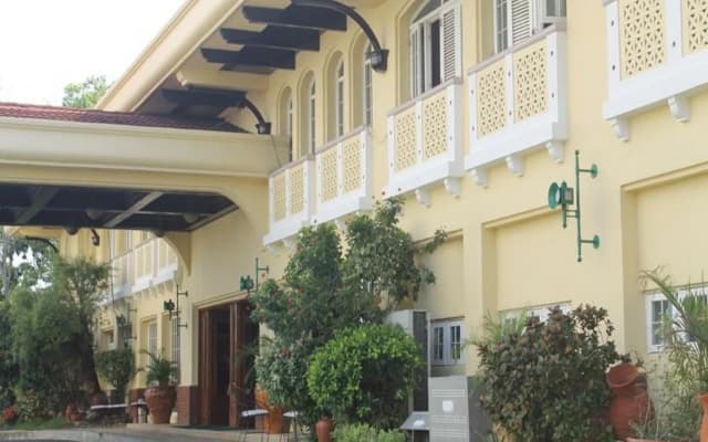 Vista Mar Beach Resort and Country Club