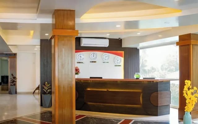 Hotel Hilltop International