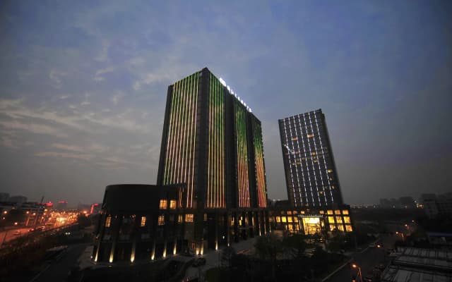 Grand New Century Hotel Canal Hangzhou