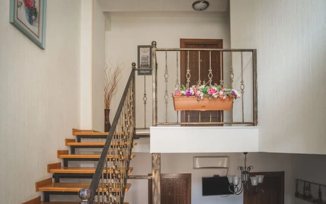 Hotel Violet Metekhi