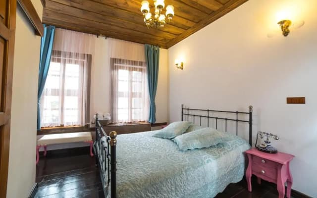 Aristonicus Boutique Hotel