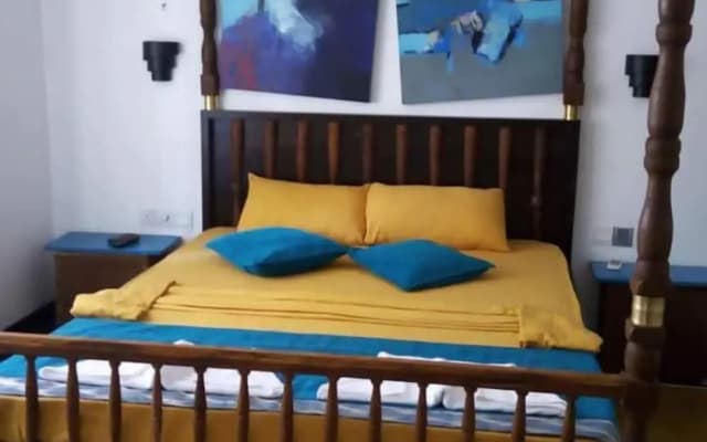 Royal Mandira Hotel