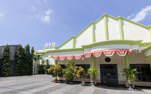 OYO 1338 Hotel Sartika