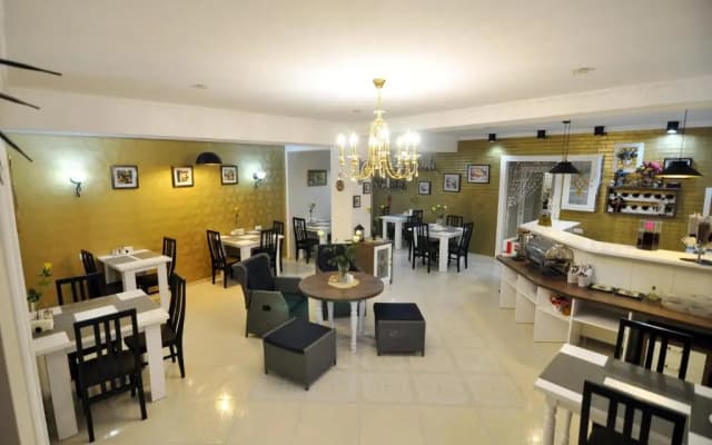 Отель Renaissance Hotel Tbilisi