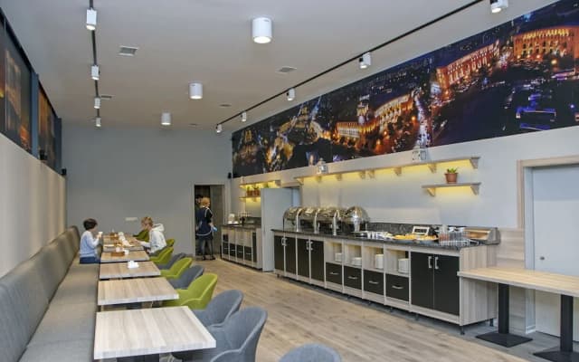 Republic Square Boutique Hotel
