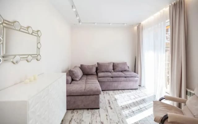 Апартаменты MoreRooms на Южных культур 5
