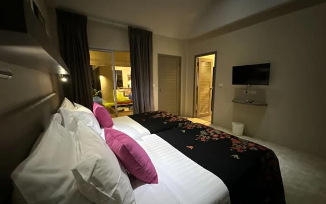 Casa Sakoo NaiThon Beach Villa