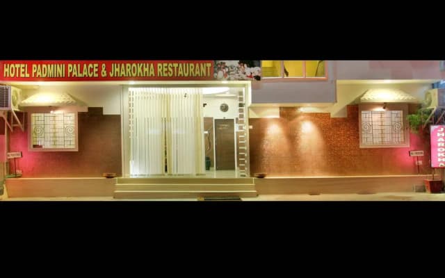 Hotel Padmini Palace