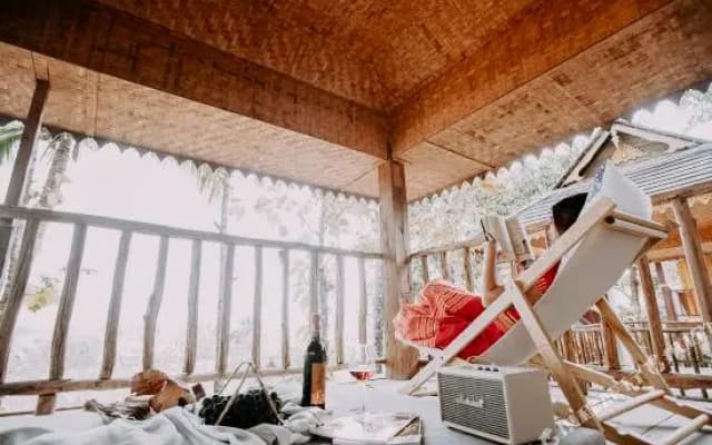 Lucky Clover Hotel