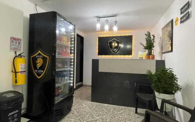 Hotel De León Estadio
