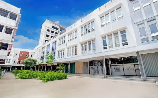 Hotel O Mega Inn Guest House
