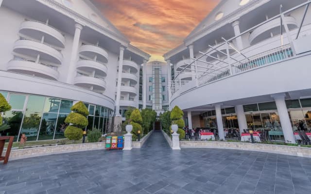 Sentido Roma Beach Resort & Spa