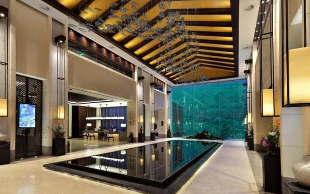 Hongzhushan Hotel