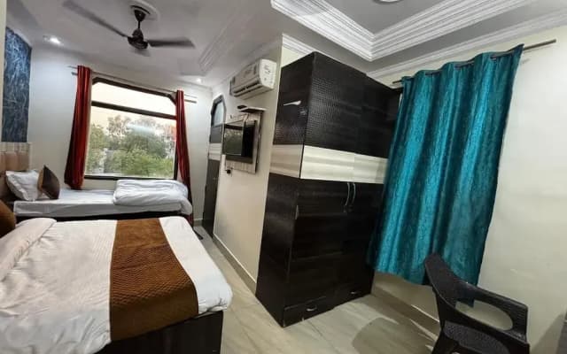 Hotel Akash Continental By OYO Rooms