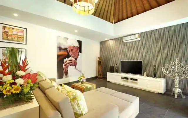 The Hotman Paris I seminyak