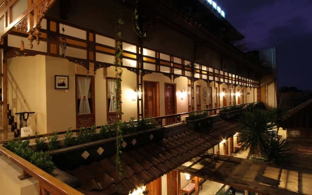 Adya Nalendra Boutique Hotel
