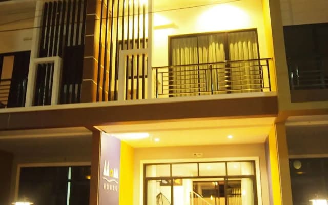 Mom House