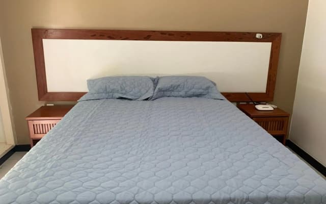 Condomínio com vista para o Mar e Piscina no CUMBUCO- AP 106