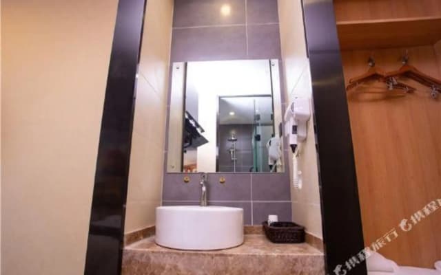 Shankee Hotel (Tongli Ancient Town Scenic Area Bus Station)